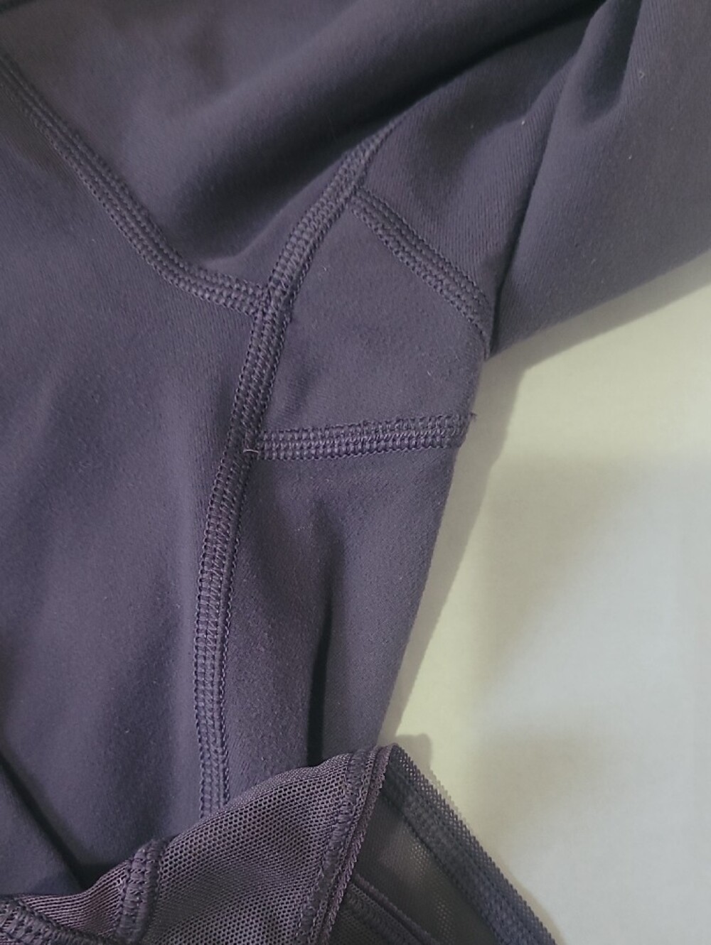 2/ $25 💎Purple LululemonInspired Mesh Crop Leggings - Picture 3 of 3